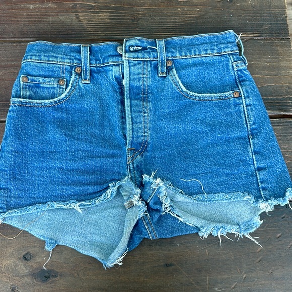 LEVIS 501 - Picture 2 of 3